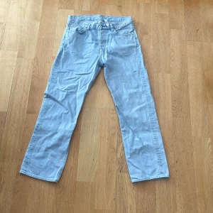 Weekday space  - Skicket är bra, Knappt använda.