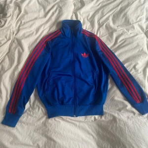 Adidas track jacket  - Adidas track jacket, som ny!