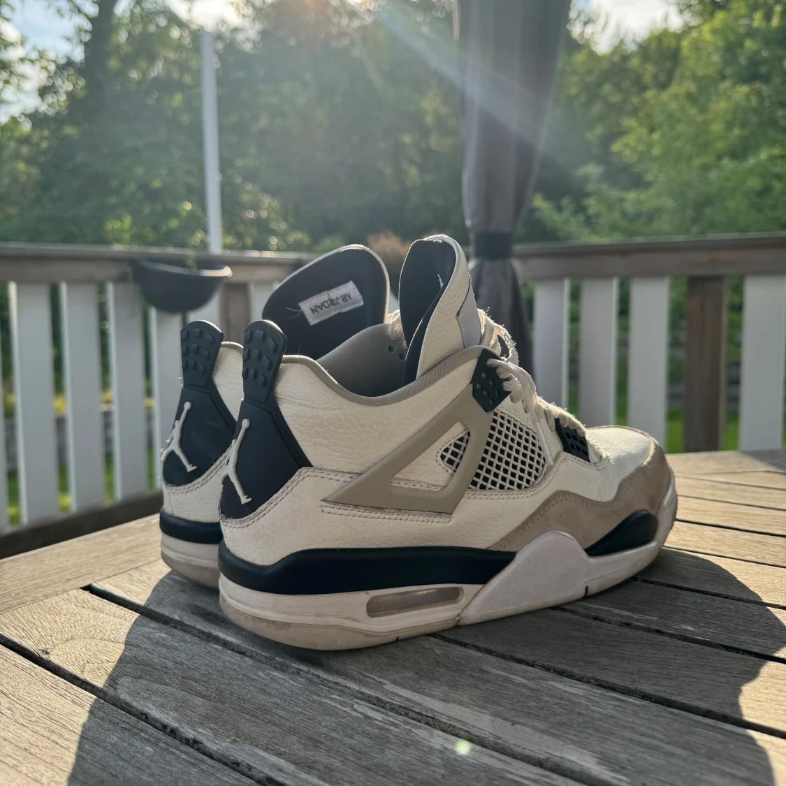 Jordan 4 Millitary Black - 92