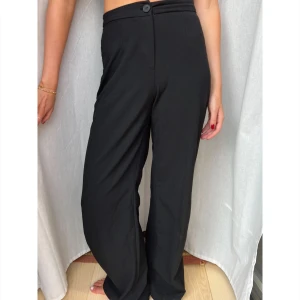 Mjuka kostymbyxor!  - Klicka ej på köp nu! 🌸🥂