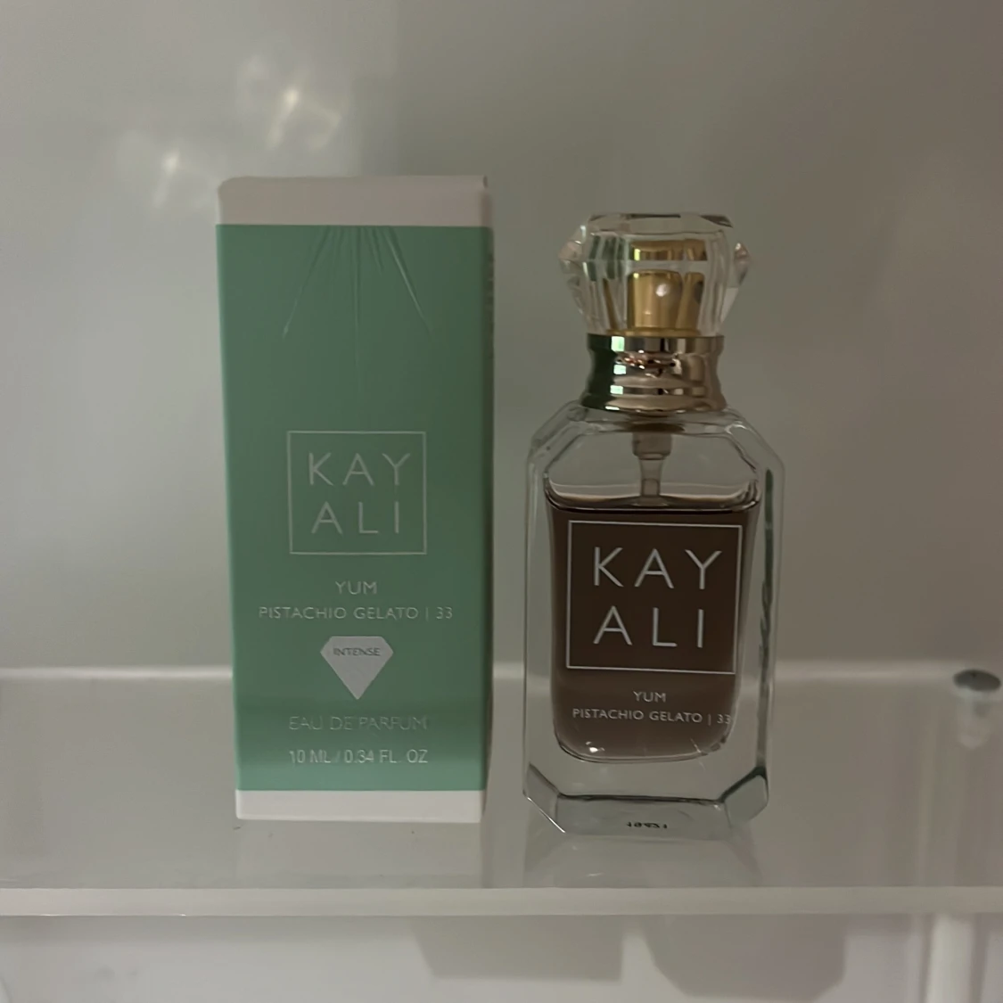 Kayali yum pistachio gelato