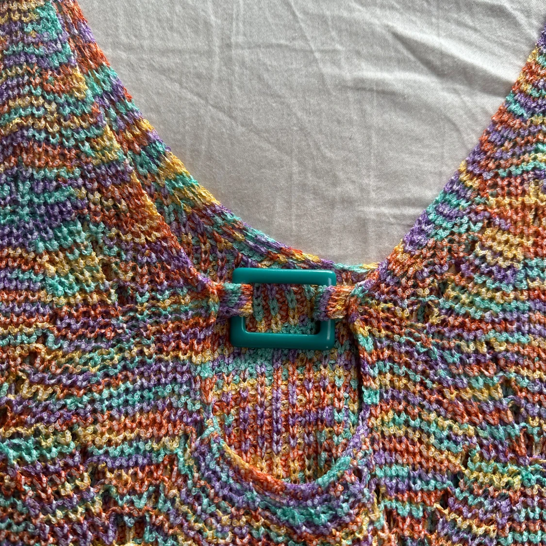 Flerfärgad stickad klänning - 91