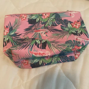 Sminkväska  - Använd 