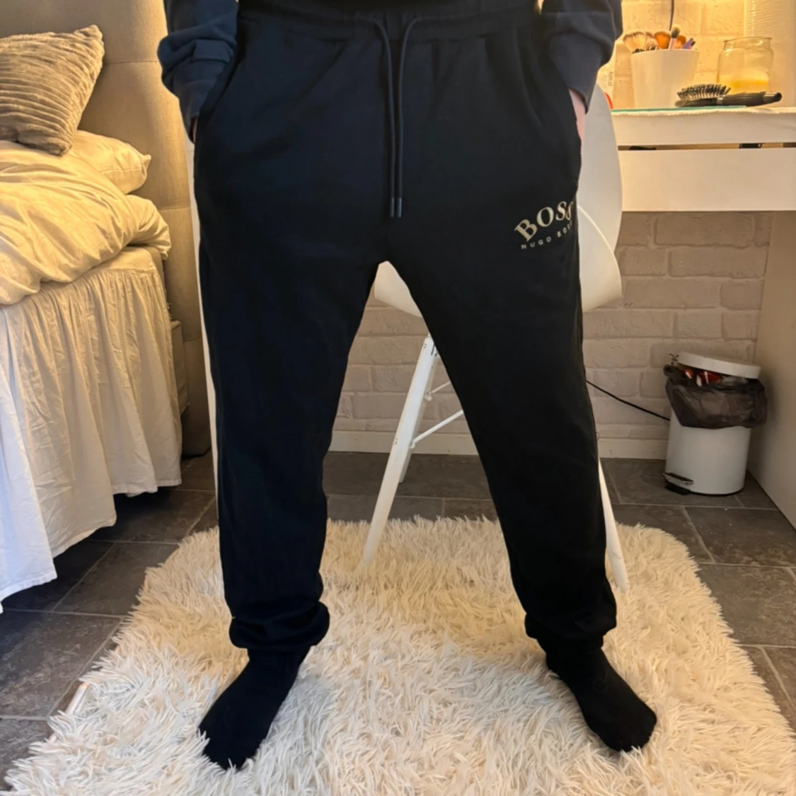 Svarta mjukisbyxor Hugoboss