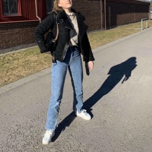  Jeans  - Na-kd, slits jeans 