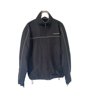 Jack&jones denimtechnic jacka - Jackan är i bra skick, har gummiband vid midjan för att justera om 