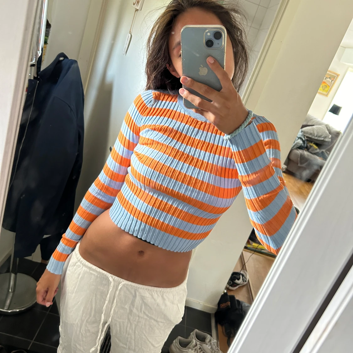 Orange tajt långärmad 