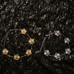 Armband - Jättefina eleganta ringar som finns i guld och silver!! Köp innan de tar slut💕 