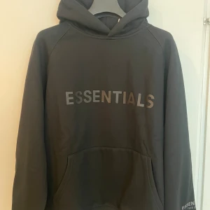 Essentials Hoodie - Helt ny  Storlek M