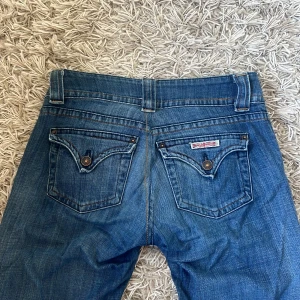 Lågmidjade jeans - Jätte fina men kommer ej till användning 