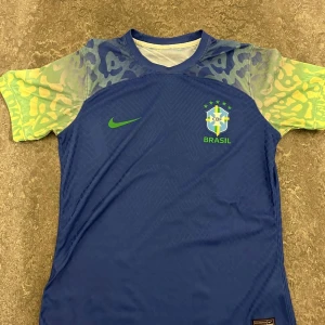 Brasilien T-shirt - Strorlek S