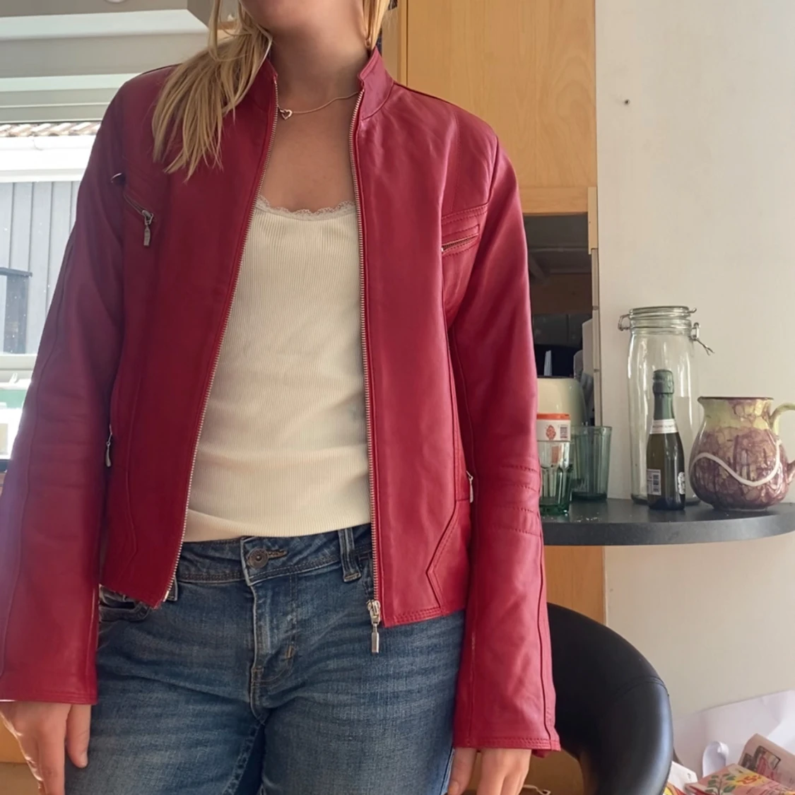 Röd skinnjacka  - 91
