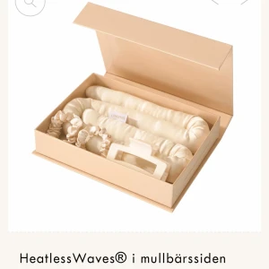 Heatless curls  - Lenoites heatless curls! Endast testad en gång!! Som ny!! Nypris 450kr!!💕💕