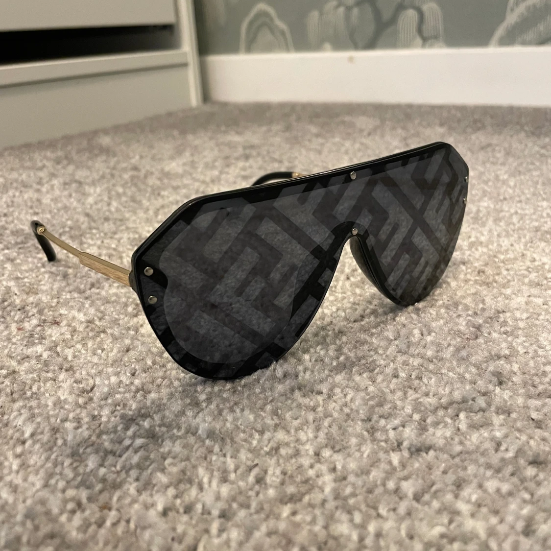 Fendi Solglasögon - 91