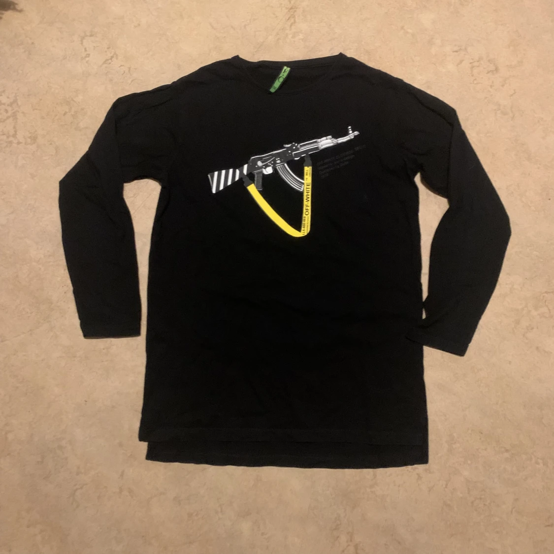 Off-White longsleeve 