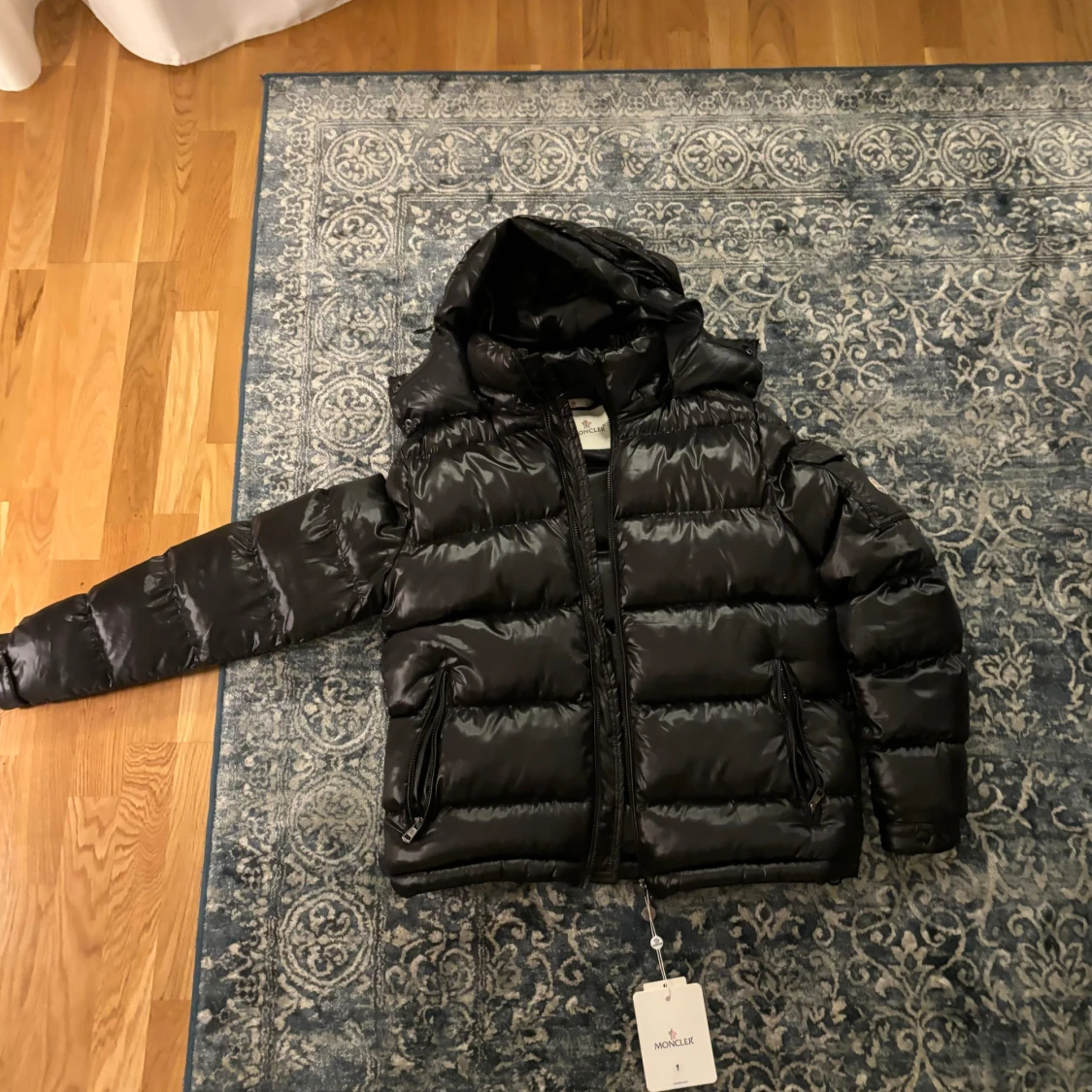 Moncler maya 