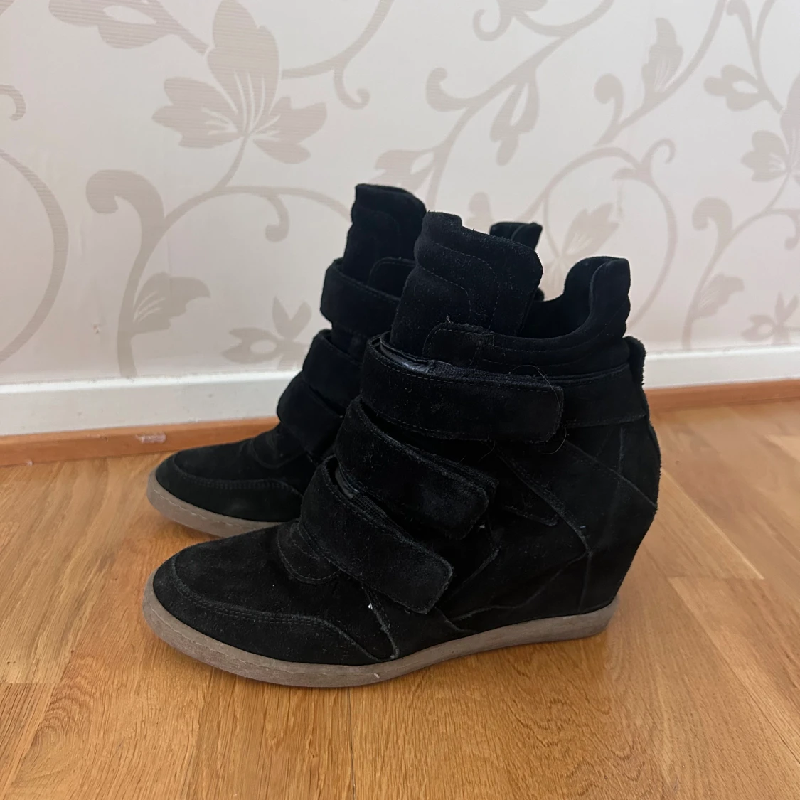 Isabel markant liknande skor 