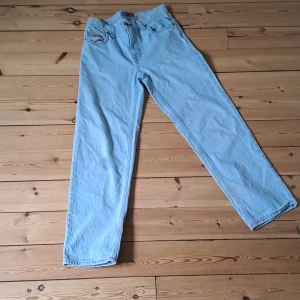 Empyre - Ett par baggy och sköna byxor med märket empyre skick 8/10