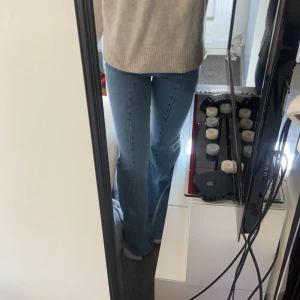 Jeans - Gulliga jeans, storlek 27!! 
