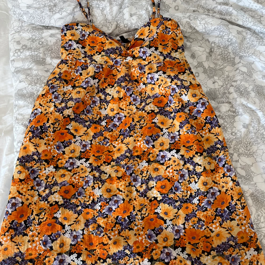 Klänning med blommönster 🌺 - 90