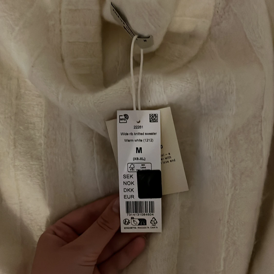 Stickad Vit Tröja  - 91