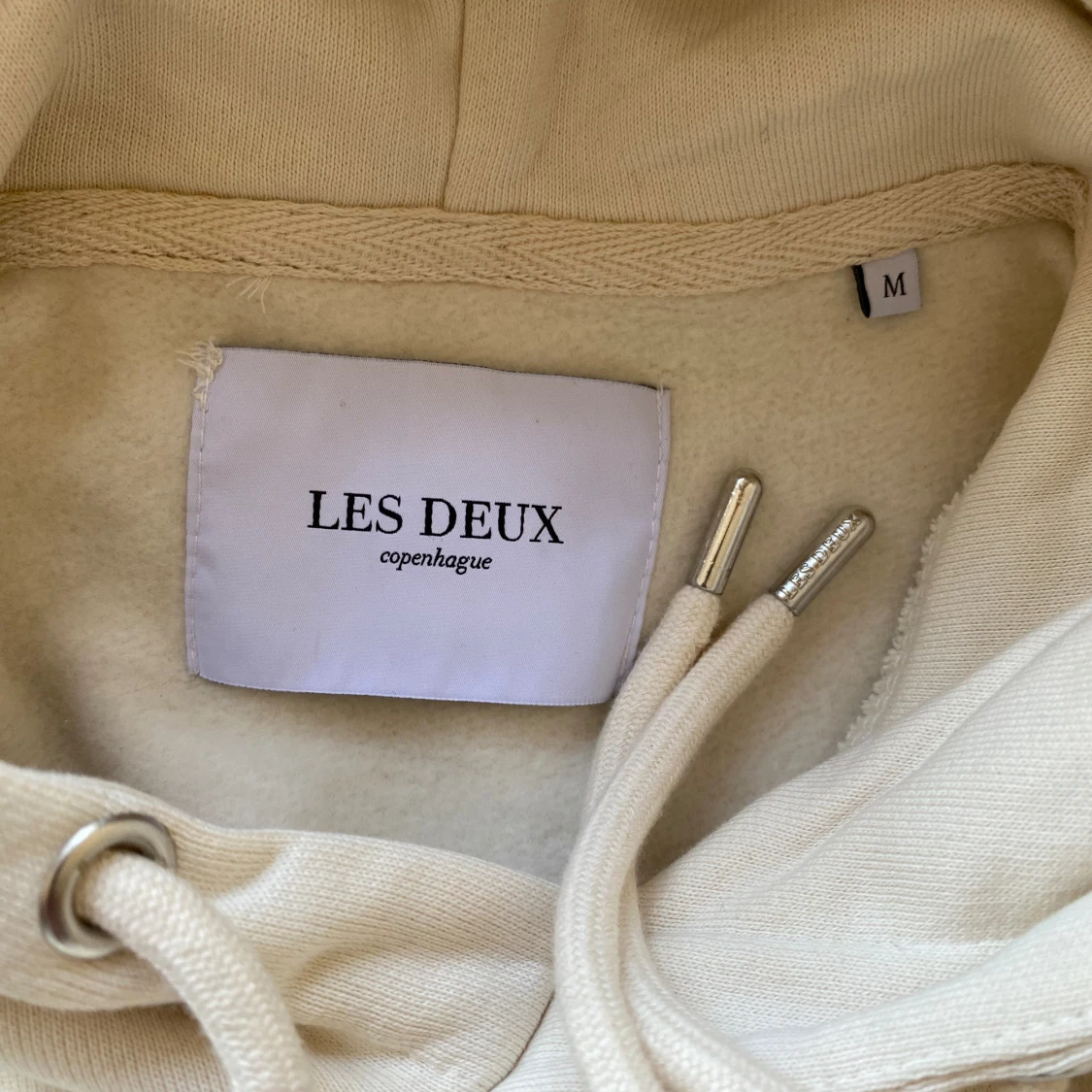 Les deux stl. M - 90