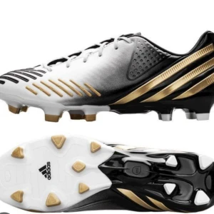 Adidas - Predator LZ FG Vit/Svart/Guld - NYPRIS: 2000-3000 KR (beror på vart du köper) MITT PRIS: 479 KR Säljer mina unika och ikoniska predators, väldigt svåra att få tag på nu. Skorna är i jättebra skick. Tveka inte att fråga om ni undrar något.