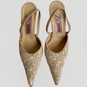 Vintage klackar  - Unika vintage klackskor, den perfekta modellen. Dock lite slitningar på insidan av skorna. 