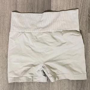 Tränings shorts  - Typ aldrig användna 