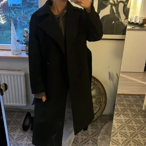 Kappa från hm - Köpte förra året så väldigt fint skick 