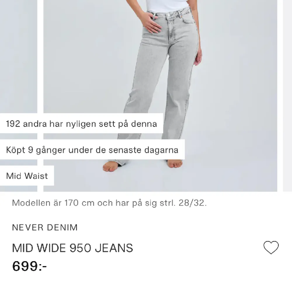 Säljer mina gråa jeans ifrån bik bok! Knappt andvänd💛 säljer för 250kr köpta för 699kr❣️ storlek 25-32. Jeans & Byxor.