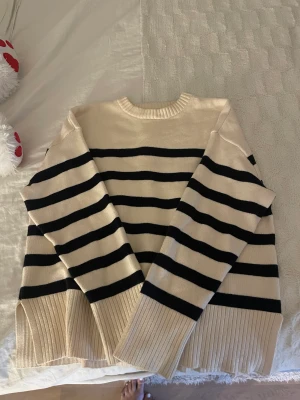 randig långärmad zara - strl s 