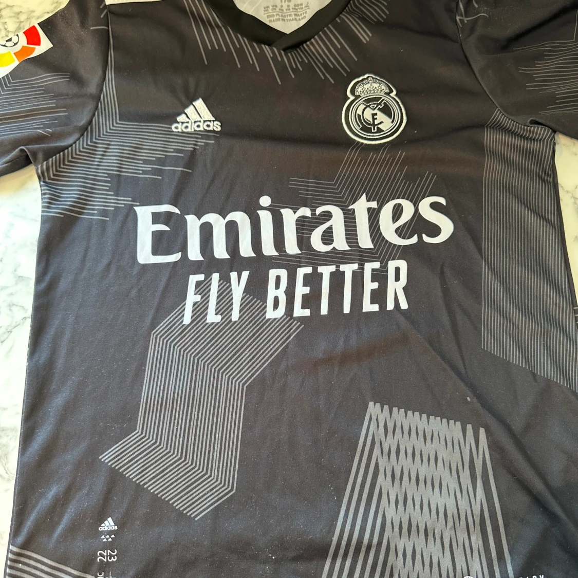 Real Madrid t-shirt 22/23 