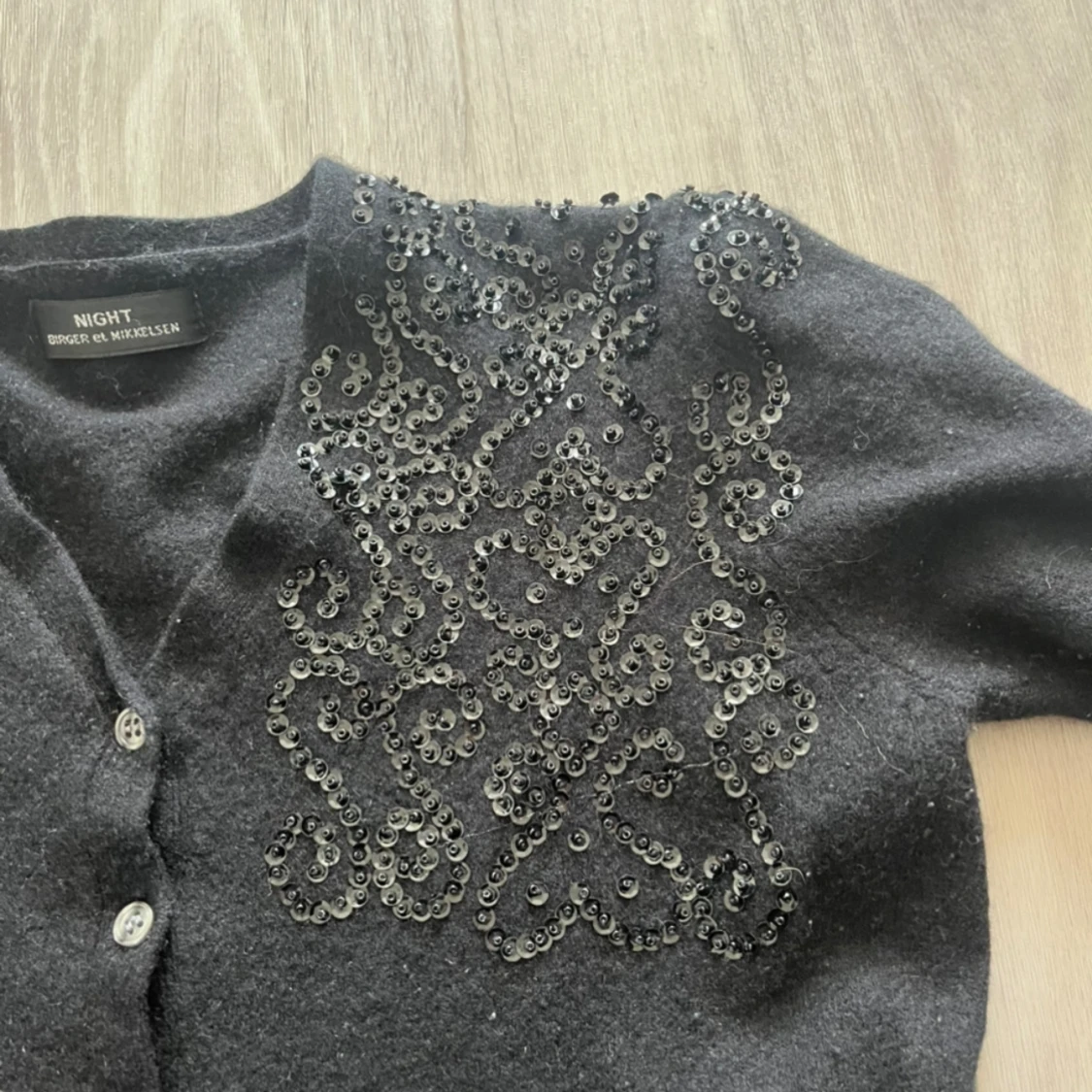 Kofta med detaljer - 90