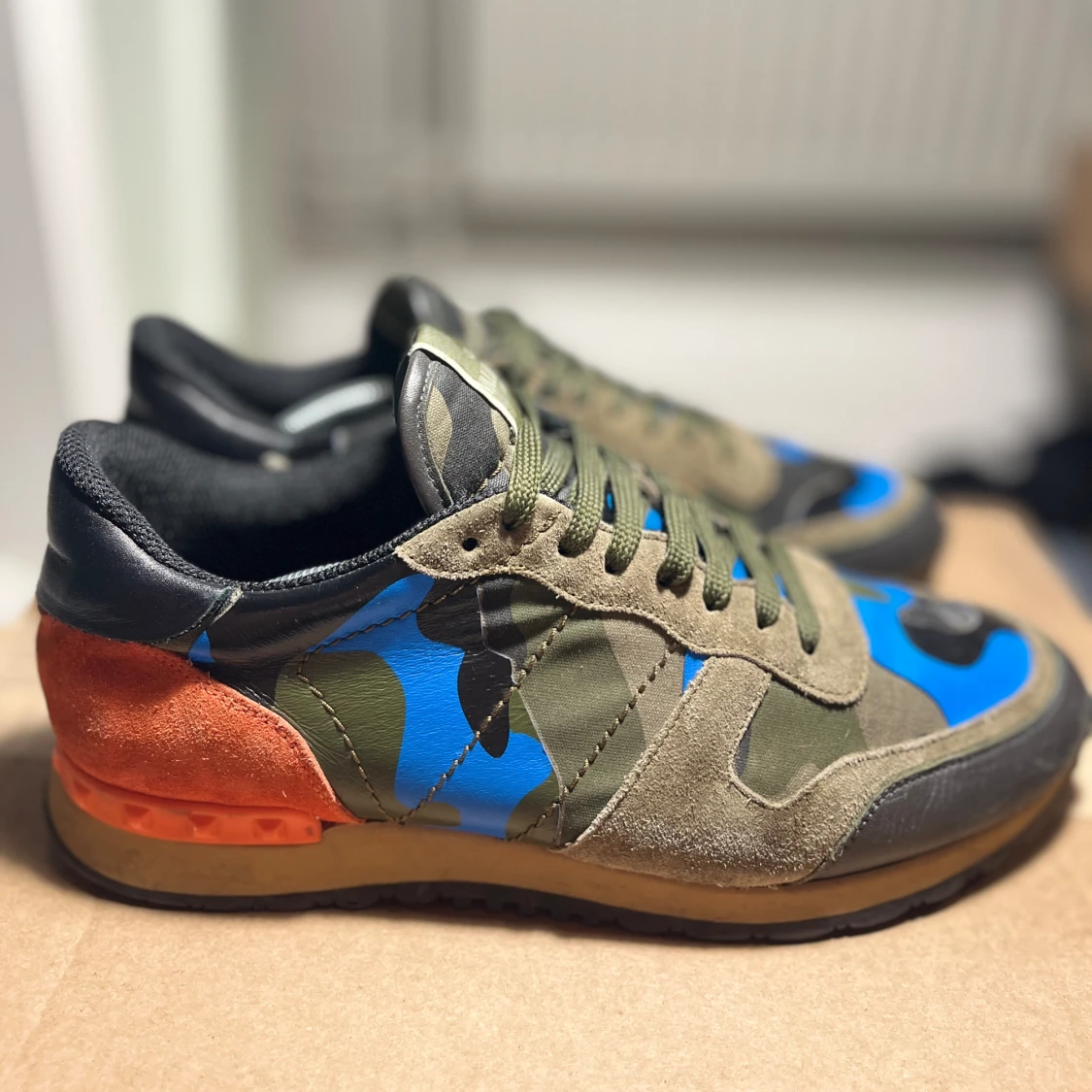 Valentino rockrunners  - 90