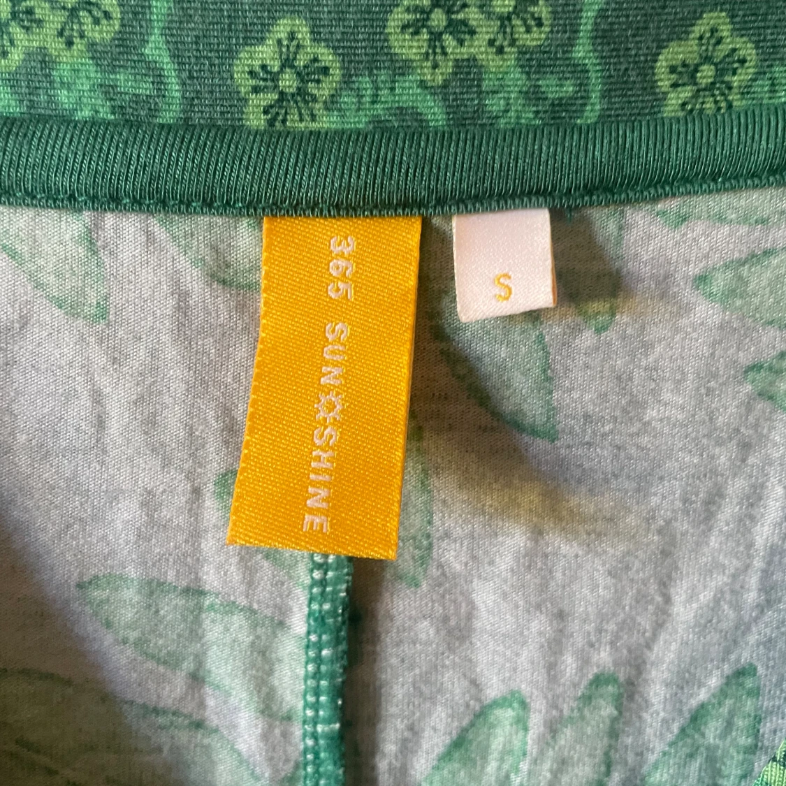 Grön sommarklänning  - 91