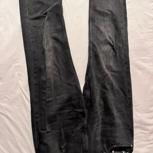 Calvin Klein jeans  - •32/34 •9,5/10 •Nypris 1200