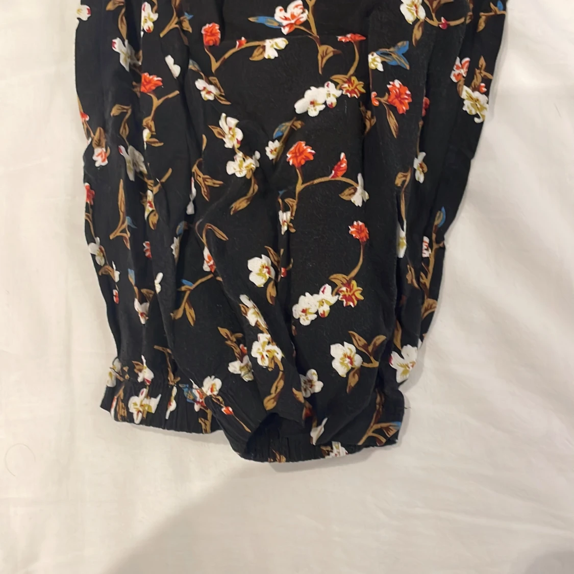 Blommiga byxor  - 91