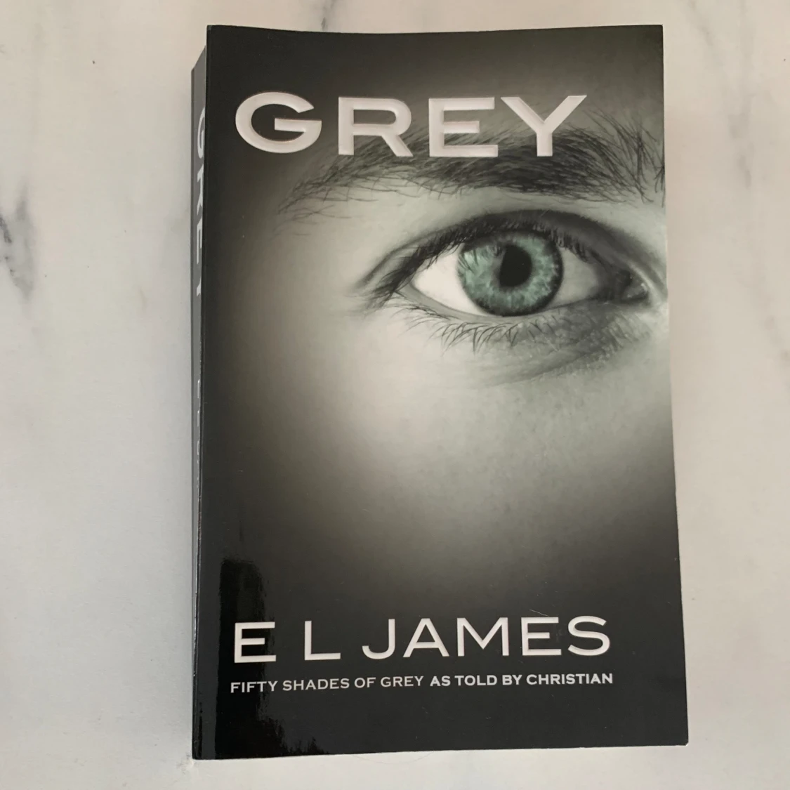 Grey - E L James , pocket