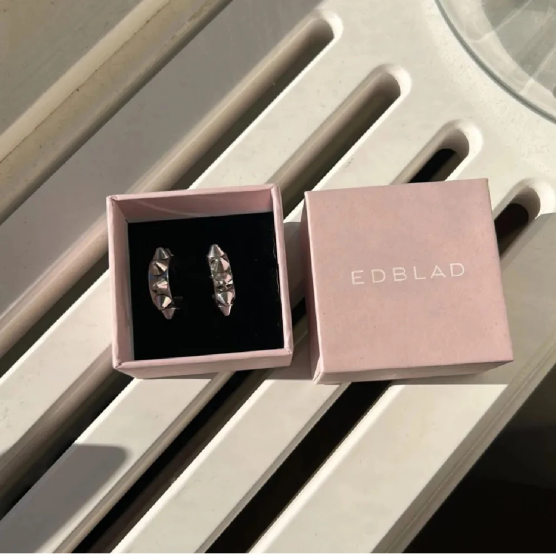 Edblad öronhängen - 90