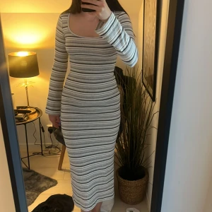 Långklänning - As skön klänning i super fint skick, skriv för fler bilder💞