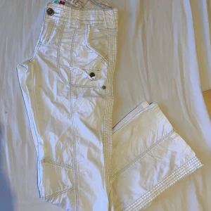 Low waisted Espirit pants  - Size 36 , low waisted y2k flare e spirit pants , can offer more pictures  