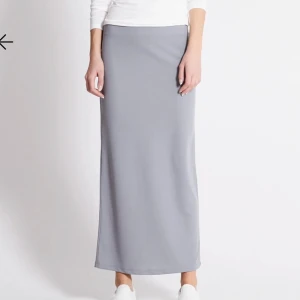 kjol - långkjol från lager 157! i  bra skick(defekt sista bild)😊