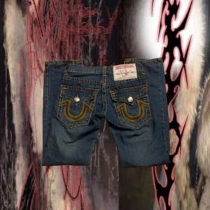 True Religion Jeans - Riktig snygga true religion jeans Billy Super T, jeansen är knappt använda och är i väldigt bra skick  Pris kan diskuteras 
