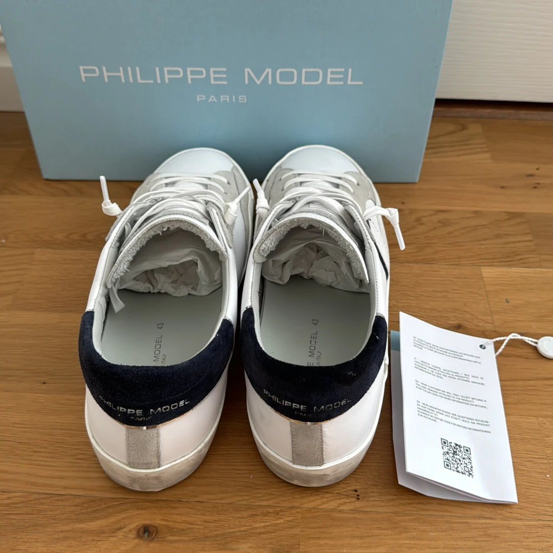 Blå/vita Philippe Modells - 91