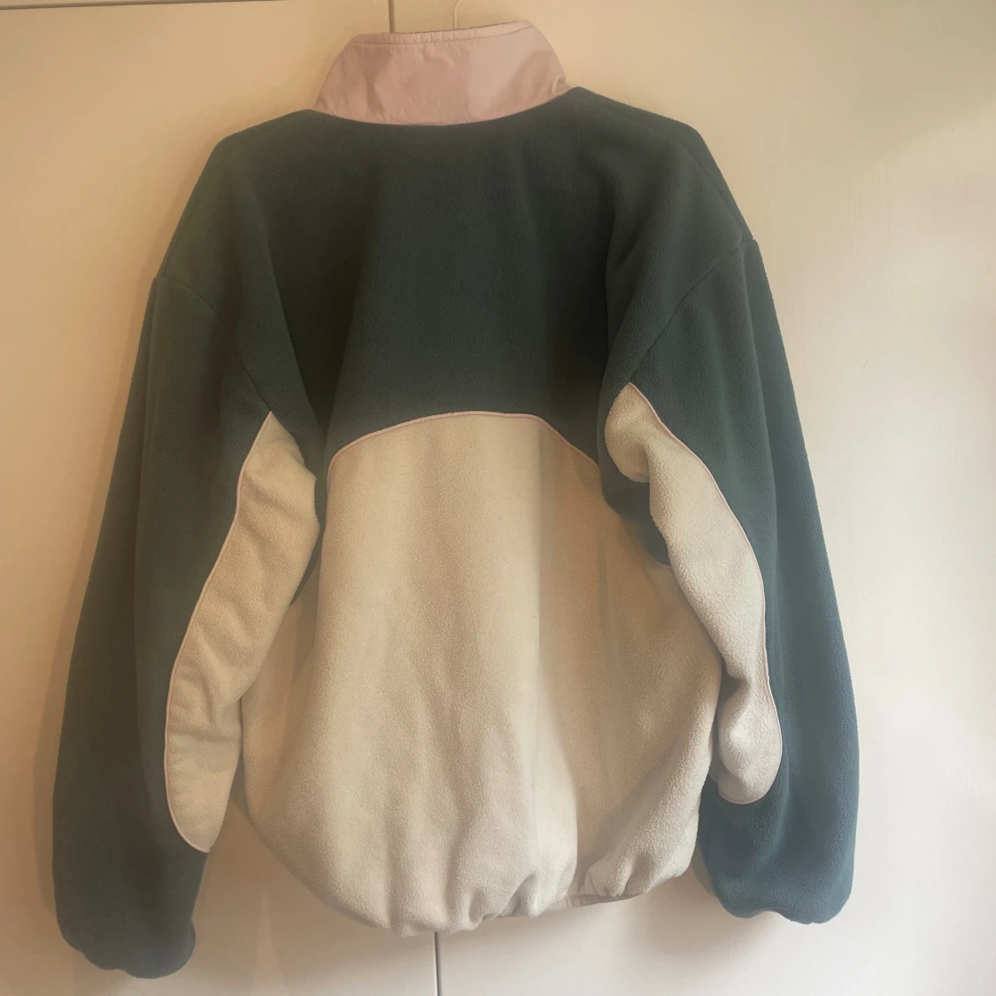 Urban Outfitters sweatshirt - 90