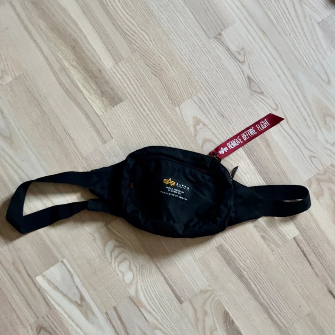 Alpha industries bälteväska 