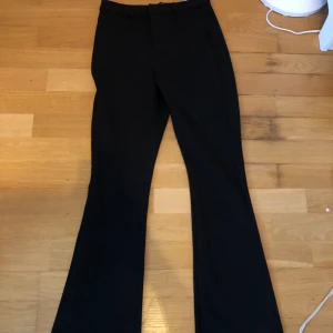 Kostymbyxor - Svarta kostymbyxor i fint skick