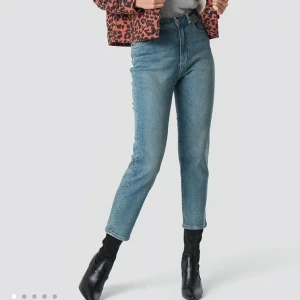 Cheap monday jeans momjeans - Skriv gärna privat vid några frågor 