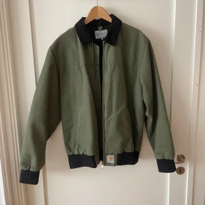 Carhartt santa fee jacka - Ny skick använd 1 gång 